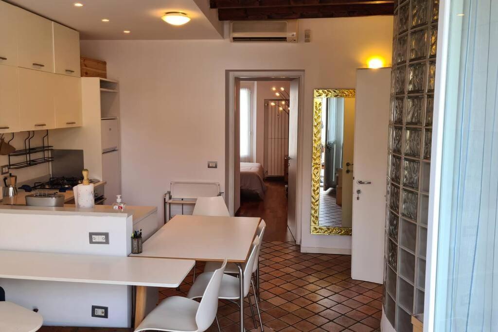 San Marco 14 Sunny And Bright Apartment Milan Luaran gambar